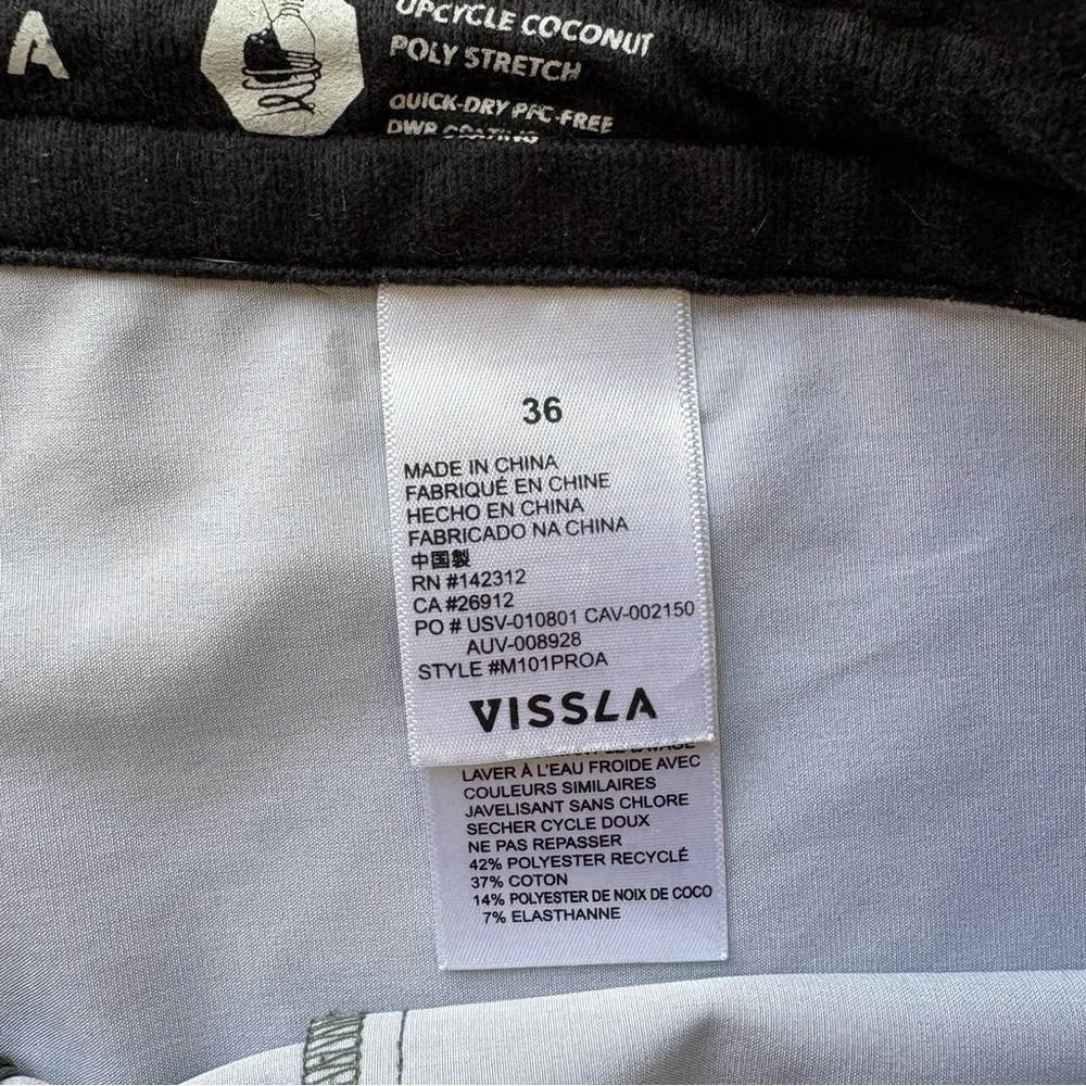 Vissla Roamer 18.5in Board Shorts Size 36